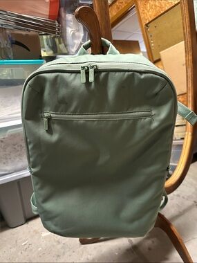 Suitcase/Travel Backpack with 3 compartments